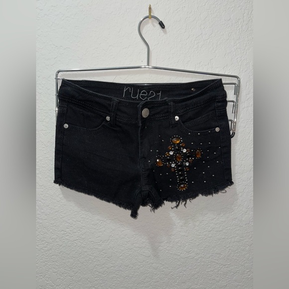 Rue21 Shorts - Picture 3 of 5